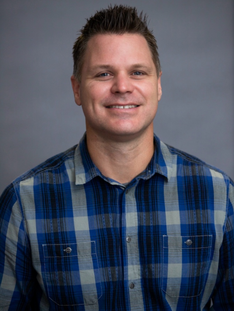 Headshot from Jason Hansen